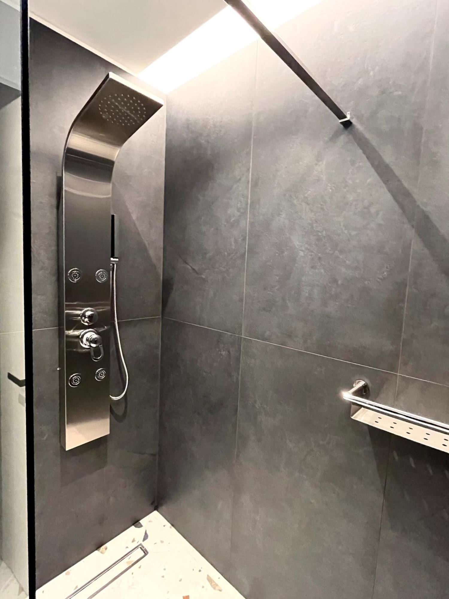 City Hill Luxury Apartments Янина Екстериор снимка