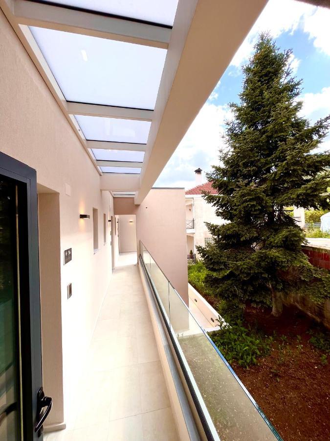 City Hill Luxury Apartments Янина Екстериор снимка