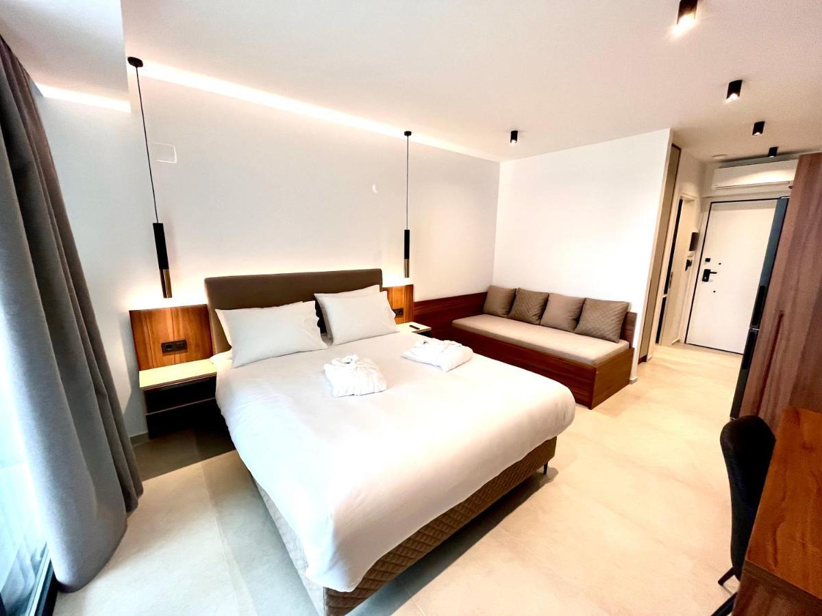 City Hill Luxury Apartments Янина Екстериор снимка