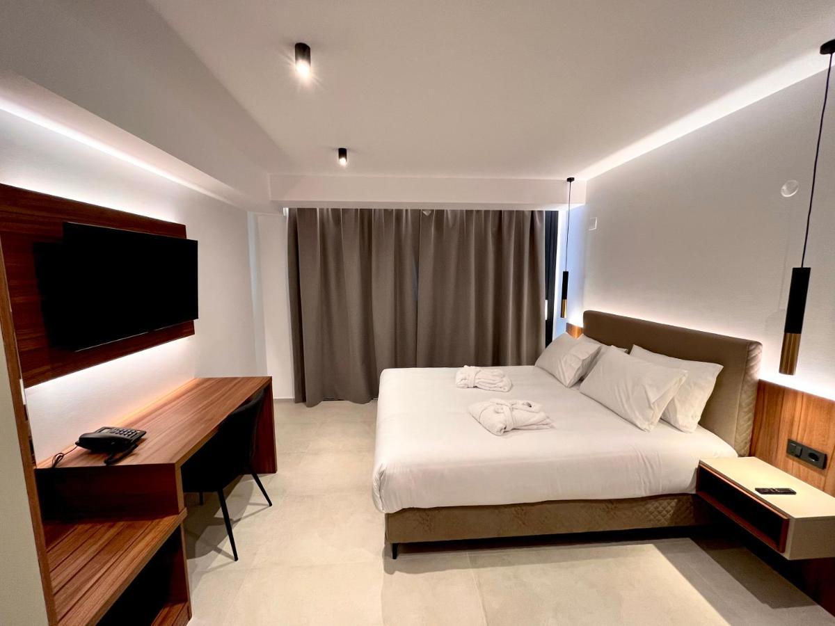 City Hill Luxury Apartments Янина Екстериор снимка