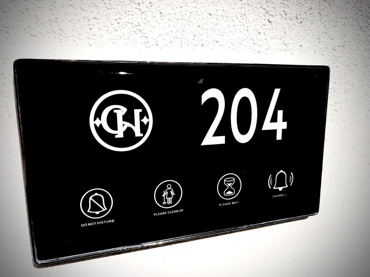 City Hill Luxury Apartments Янина Екстериор снимка