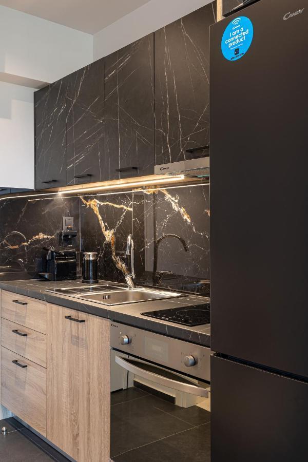 City Hill Luxury Apartments Янина Екстериор снимка