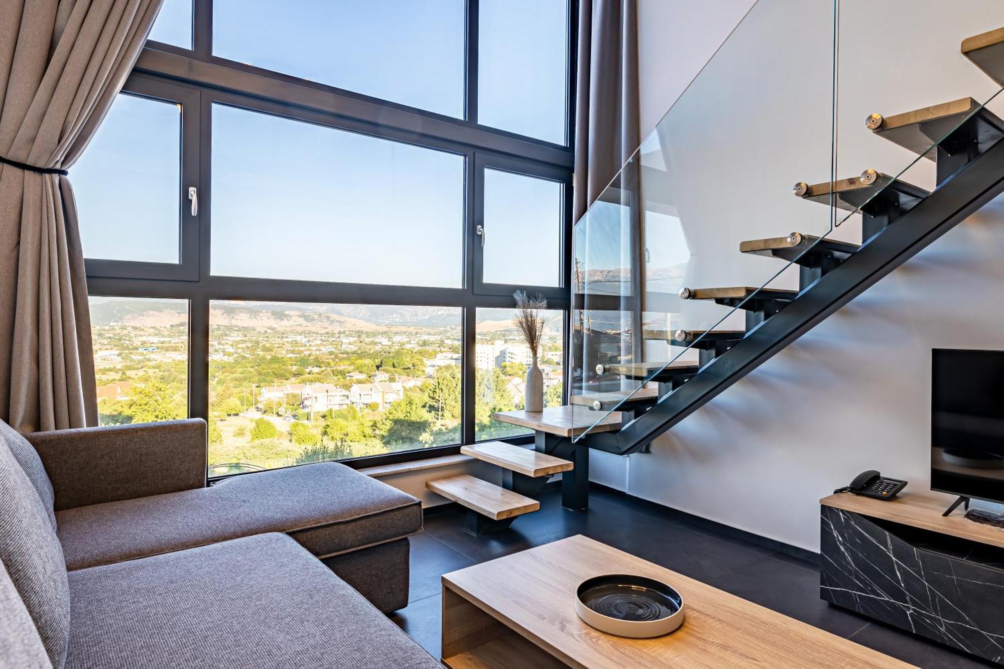 City Hill Luxury Apartments Янина Екстериор снимка