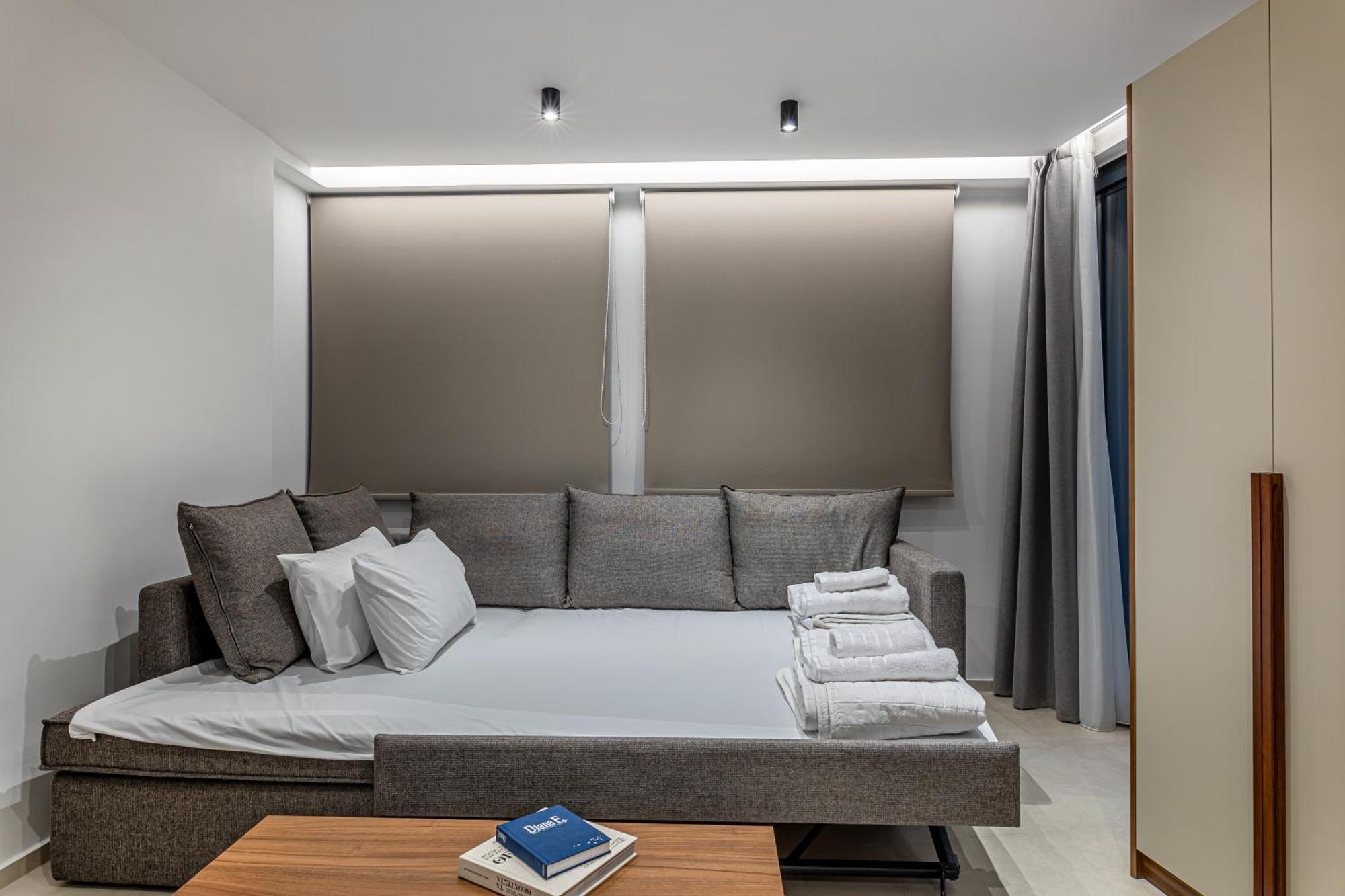 City Hill Luxury Apartments Янина Екстериор снимка
